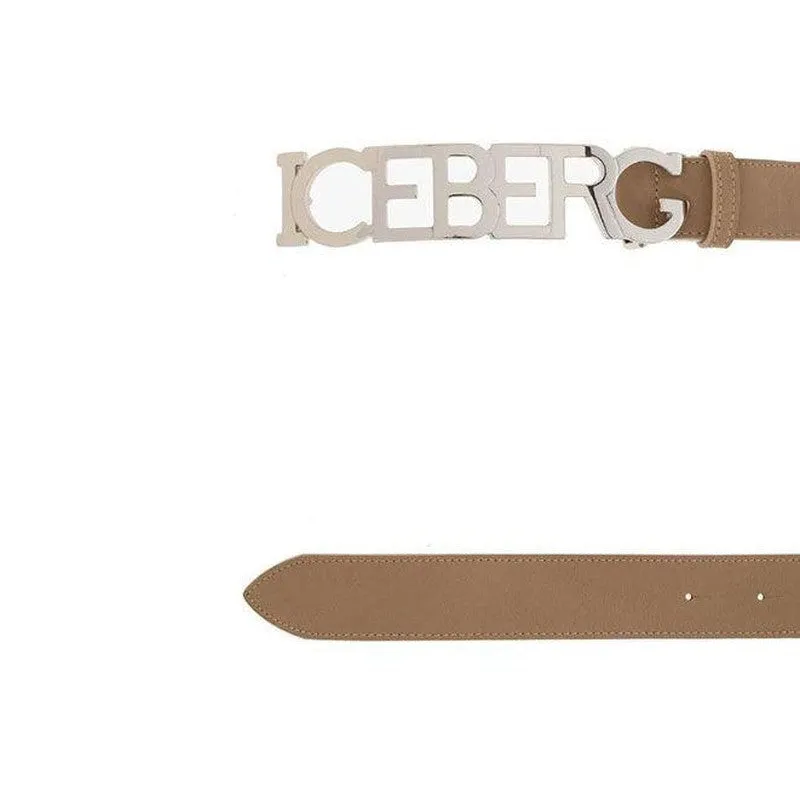 This Beige men's leather belt is made unique by the maxi Iceberg logo that gives structure to the metal buckle. A distinctive and essential accessory. Sku: 22EP1P1660169001381